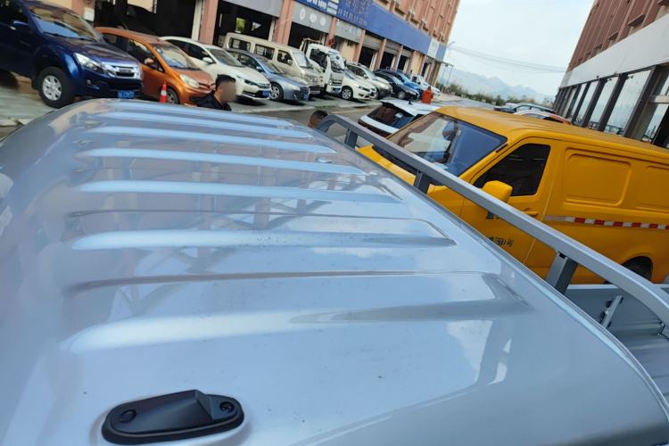 Used Karry Xiaoxiang X3 2024 245 km Pickup Roof