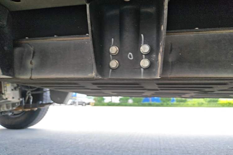 Used Karry Xiaoxiang X3  Chassis Rear Right