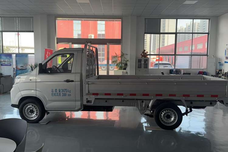 Used Karry Xiaoxiang X5 2024 Cargo Truck Exterior 5