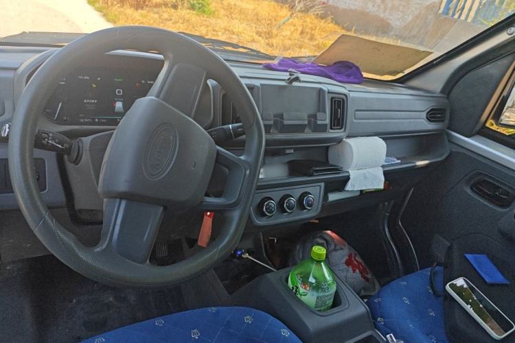 Used Karry Xiaoxiang X5 2024 Cargo Truck Center Console