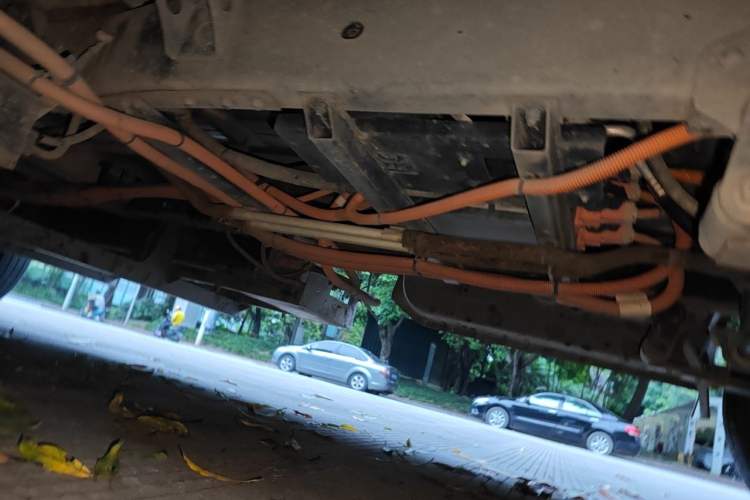 Used Karry Xiaoxiang X7  Chassis Front Right