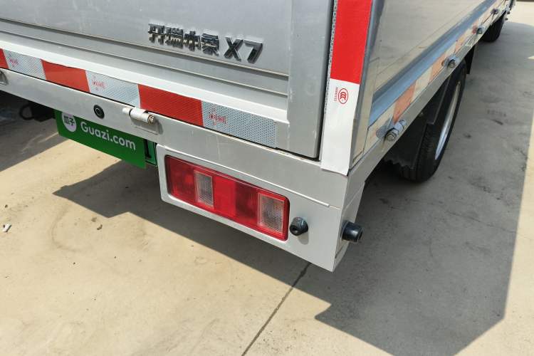 Used Karry Xiaoxiang X7 2024 AVIC Battery (3815 Cargo Box) Side-Panel Truck – Deluxe Model Exterior 3