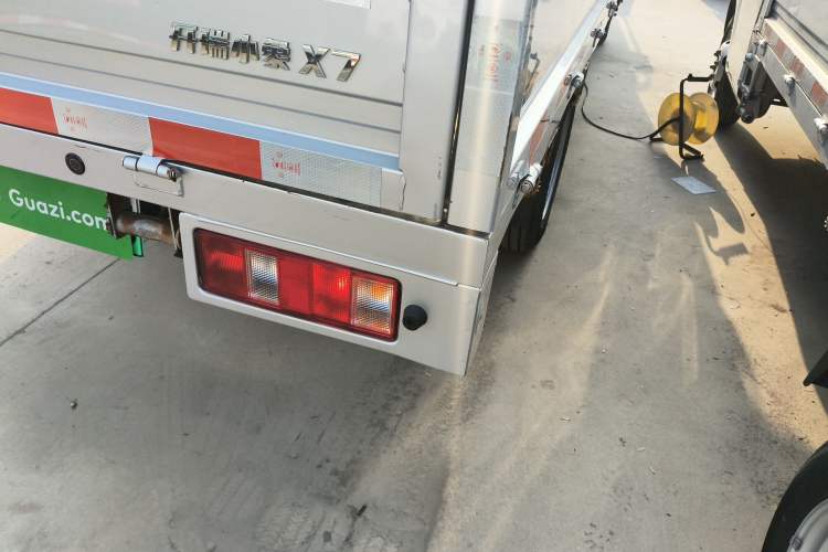 Used Karry Xiaoxiang X7 2024 AVIC Battery (3815 Cargo Box) Side-Panel Truck – Deluxe Model Exterior 3
