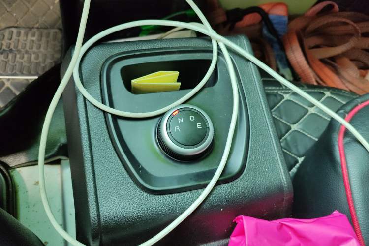 Used Karry Xiaoxiang X7 2024 AVIC Battery (3815 Cargo Box) Side-Panel Truck – Deluxe Model Gear Lever