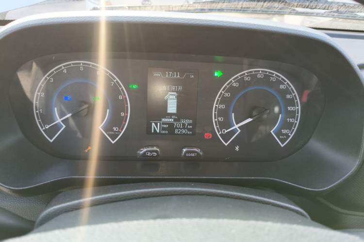 Used Karry Xiaoxiang X7 2024 AVIC Battery (3815 Cargo Box) Side-Panel Truck – Deluxe Model Instrument Cluster