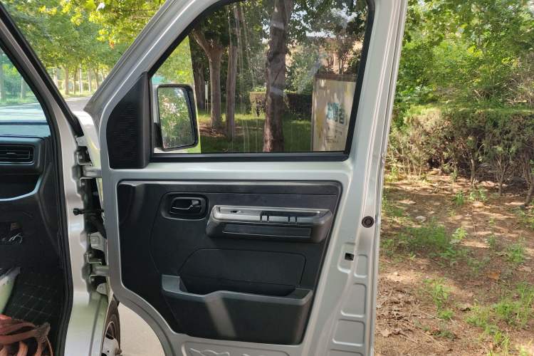 Used Karry Xiaoxiang X7 2024 AVIC Battery (3815 Cargo Box) Side-Panel Truck – Deluxe Model Interior 5