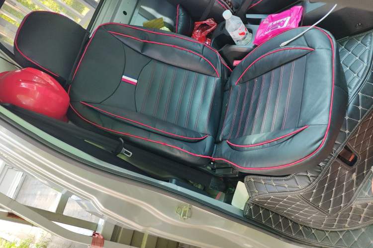 Used Karry Xiaoxiang X7 2024 AVIC Battery (3815 Cargo Box) Side-Panel Truck – Deluxe Model Right Front Seat