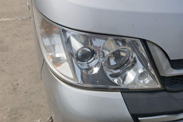 Used Karry Youjin T5 2021 1.5L Standard Version T50 DAM15KR Right Front Headlight