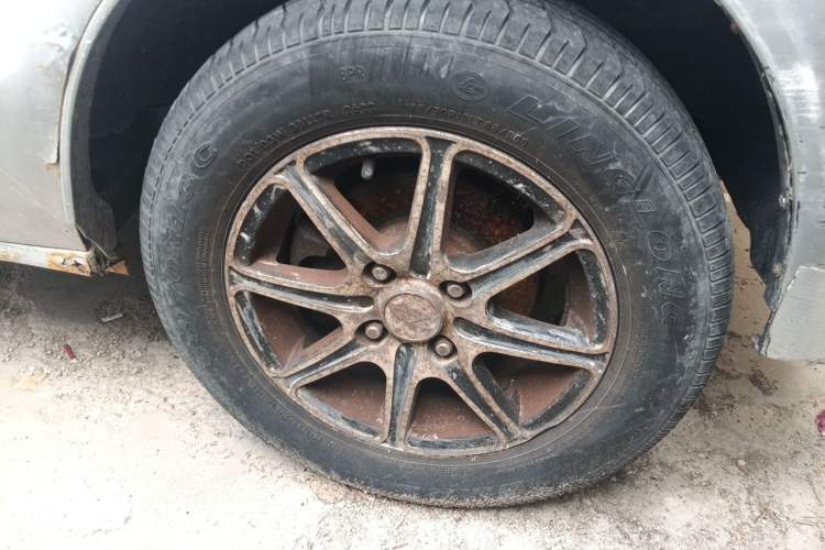 Used Karry Yousheng 2 2010 1.0L Comfort Version Right Front Wheel Hub