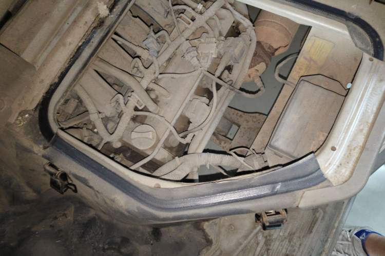 Used Karry Yousheng 2 2012 1.0L Power I-Type Engine Bay Right