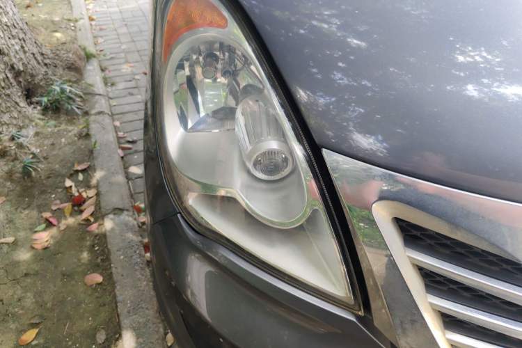 Used Karry Youya 2 2013 1.5L Comfort Model Right Front Headlight