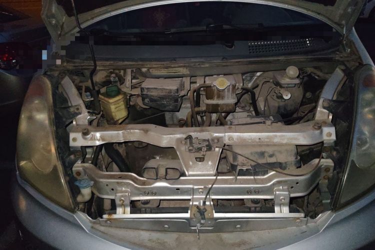 Used Karry Youya 2 2013 1.5L Standard Model Engine Bay