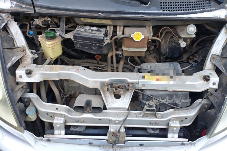 Used Karry Youya 2 2013 1.5L Comfort Model Engine Bay