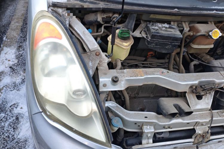 Used Karry Youya 2 2013 1.5L Comfort Model Engine Bay Right