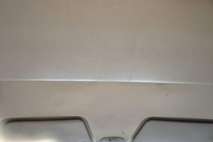 Used Karry Youya 2 2013 1.5L Comfort Model Headliner