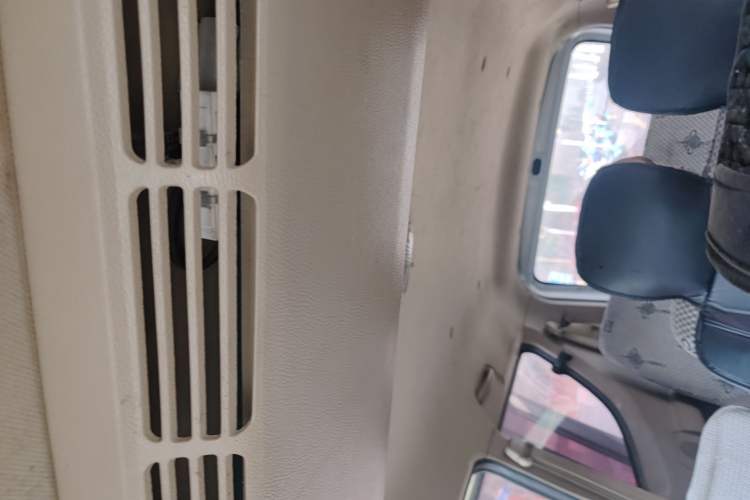 Used Karry Youya 2 2013 1.5L Comfort Model Headliner