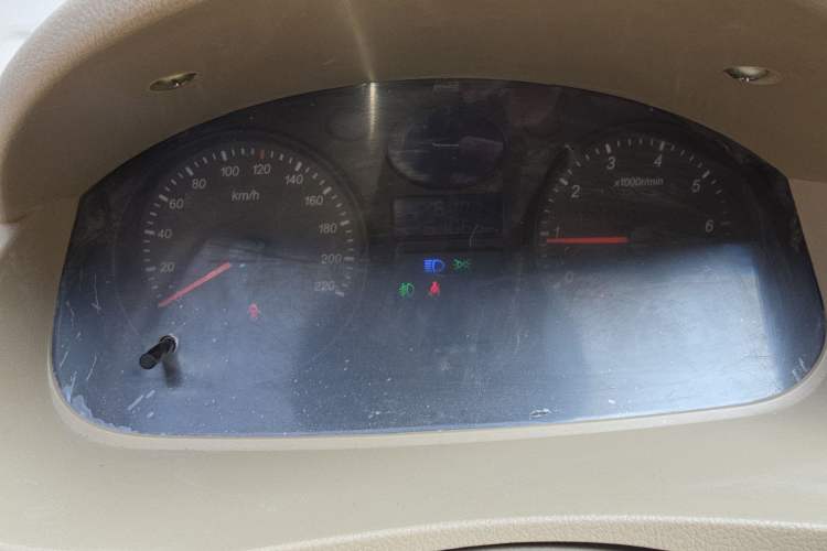 Used Karry Youya 2 2013 1.5L Standard Model Instrument Cluster