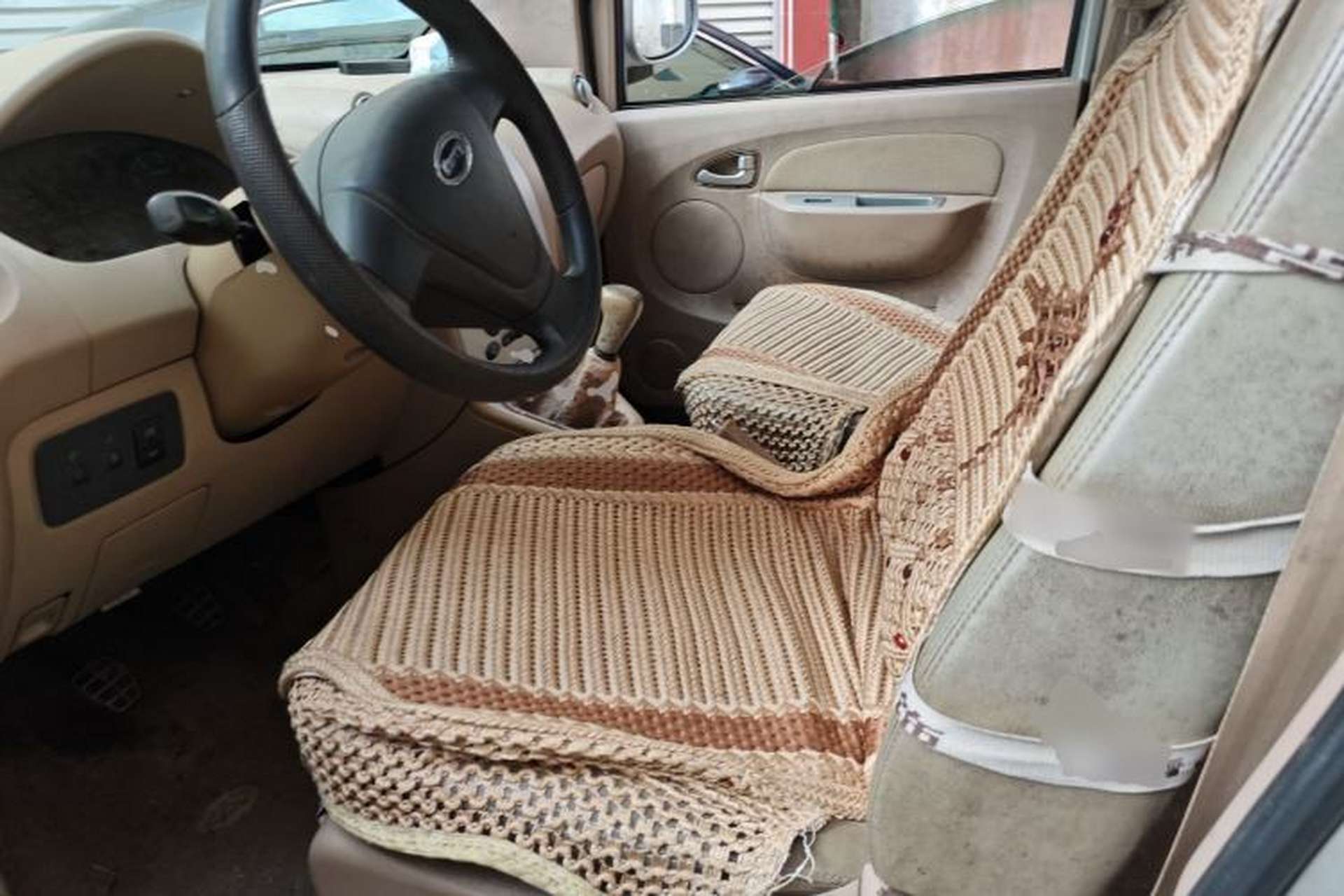 Used Karry Youya 2 2013 1.5L Standard Model Left Front Seat