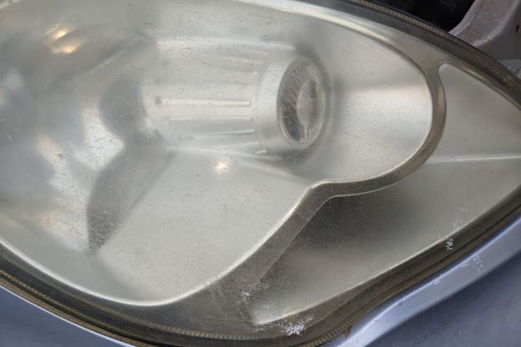 Used Karry Youya 2 2013 1.5L Comfort Model Right Front Headlight