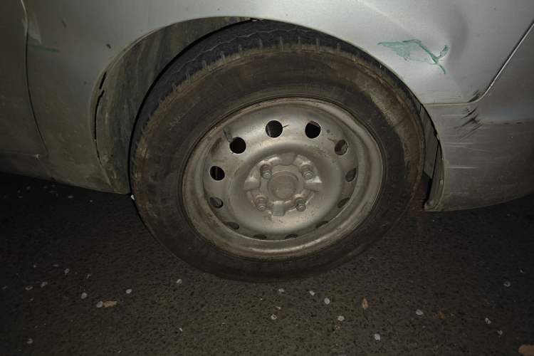 Used Karry Youya 2 2013 1.5L Comfort Model Right Front Wheel Hub