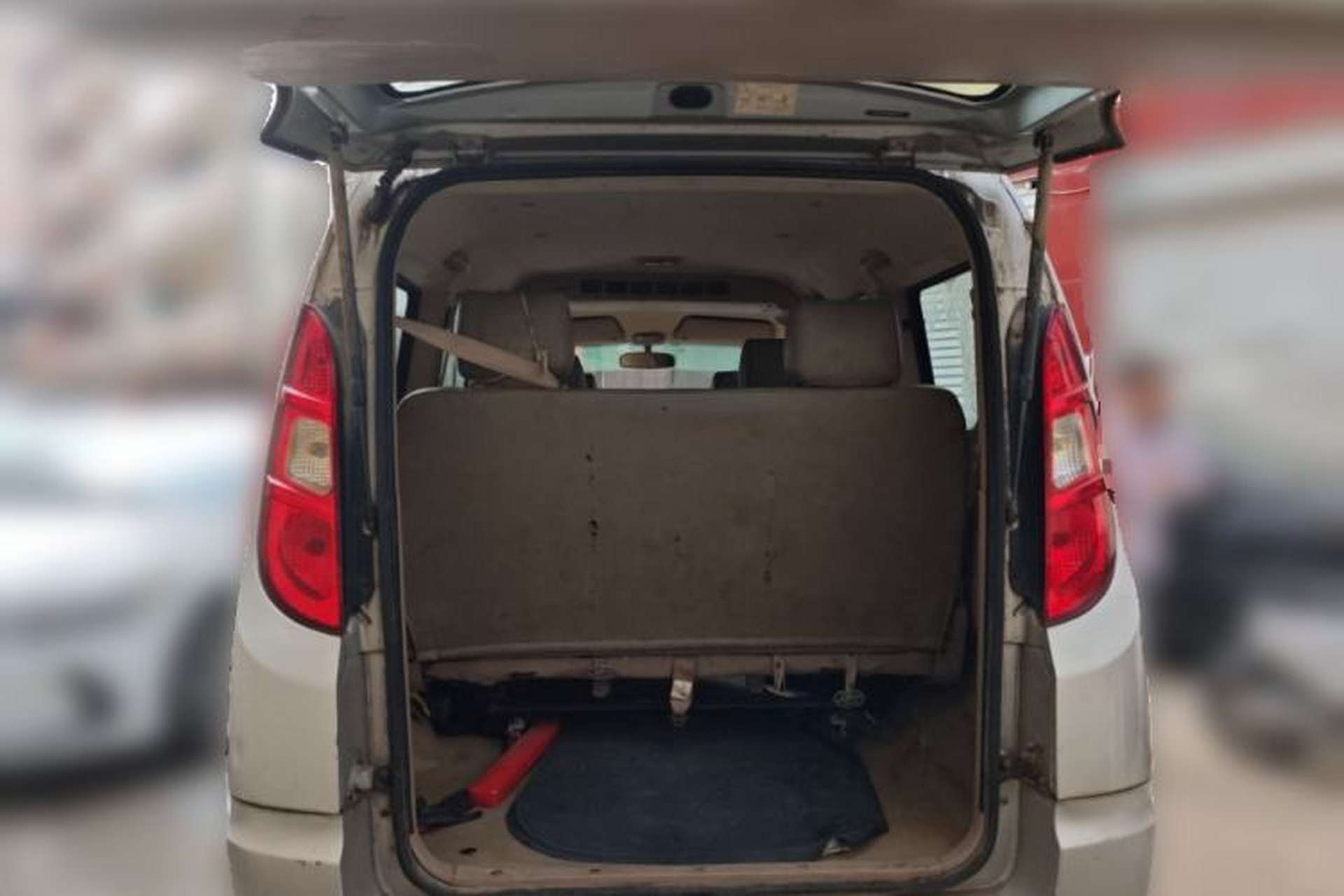 Used Karry Youya 2 2013 1.5L Standard Model Trunk