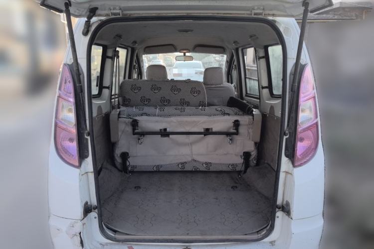 Used Karry Youya 2 2013 1.5L Powerful Version Trunk