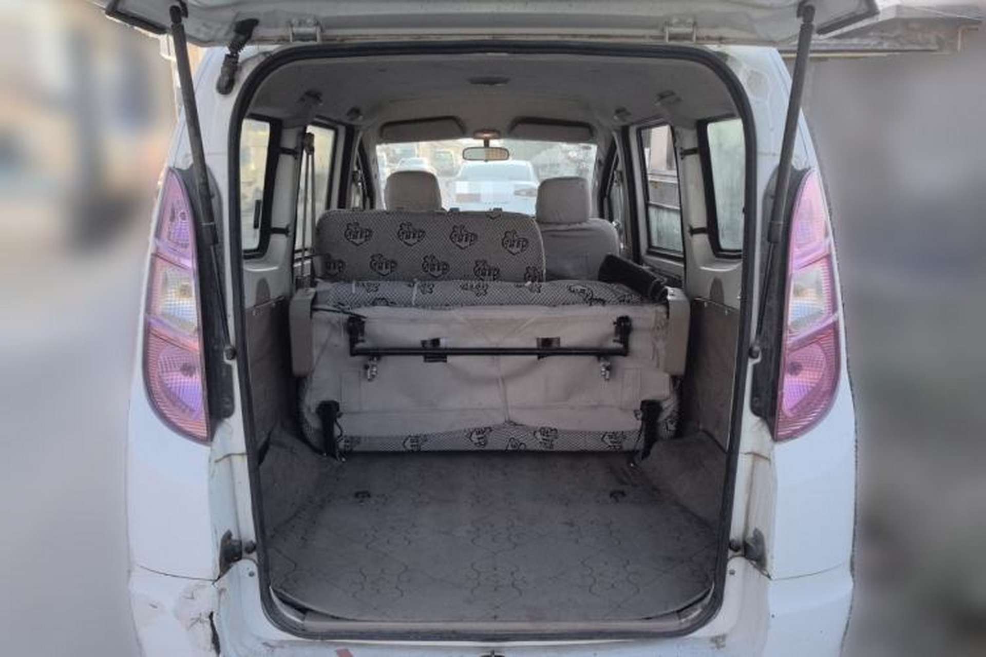 Used Karry Youya 2 2013 1.5L Powerful Version Trunk