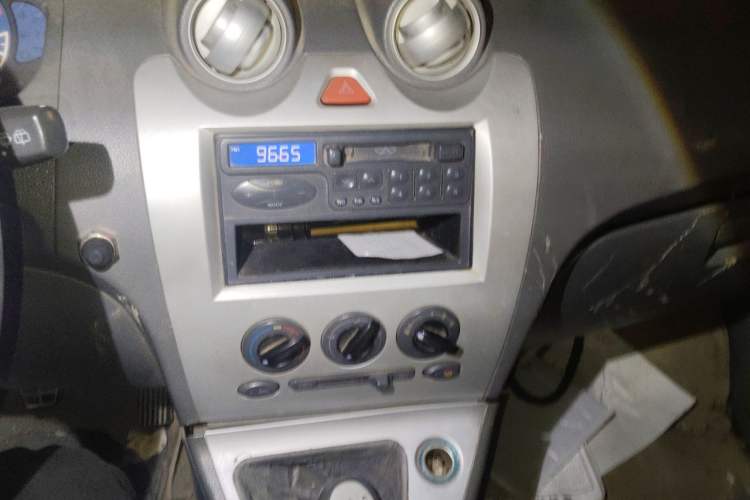 Used Karry Youya 2007 1.2L New Standard Version Audio And AC Panel