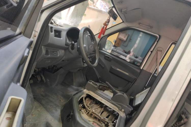 Used Karry Youyou 2 2013 1.2L Comfort Model Left Front Seat