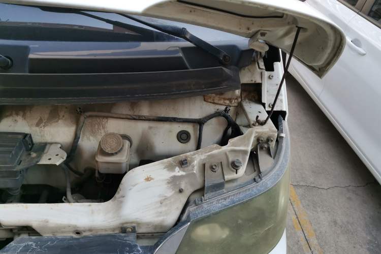 Used Karry Youyou 2 2013 1.0L Standard Version Engine Bay Left