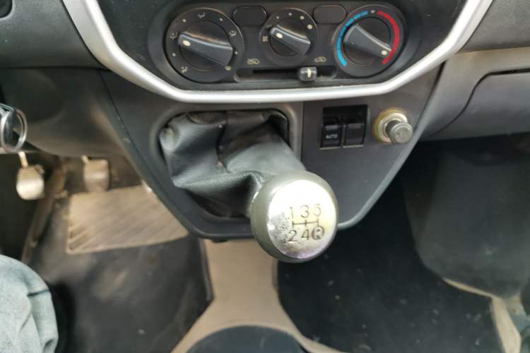 Used Karry Youyou 2 2013 1.0L Standard Version Gear Lever