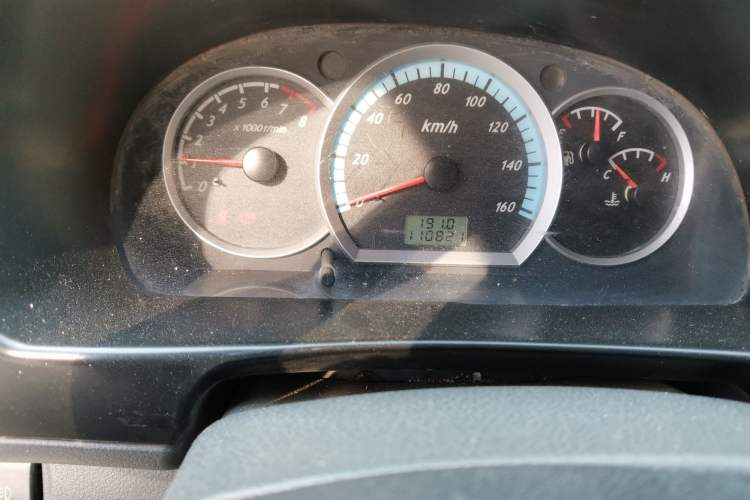 Used Karry Youyou 2 2013 1.0L Standard Version Odometer Close Up