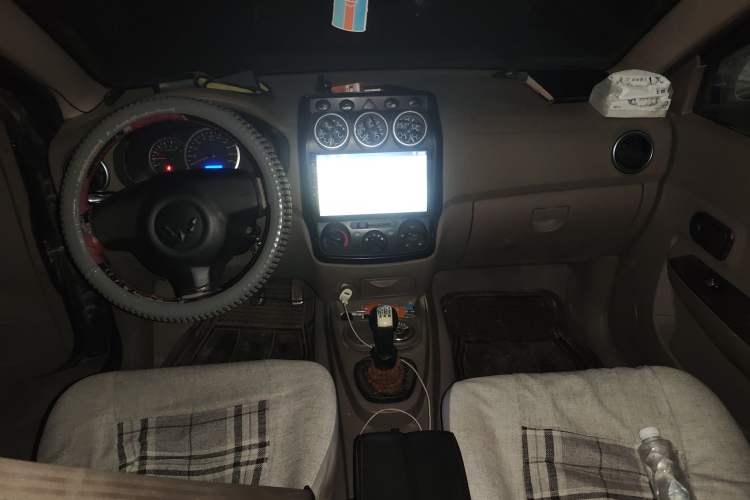 Used Karry Youyou 2010 1.1L Luxury Version Center Console