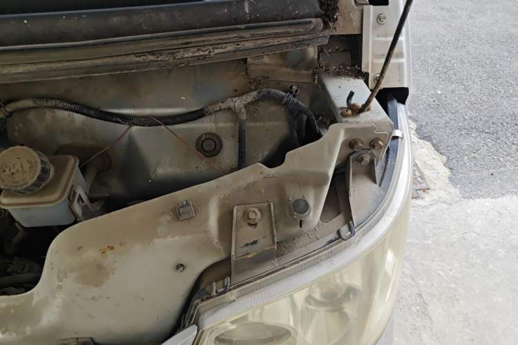 Used Karry Youyou  Engine Bay Left