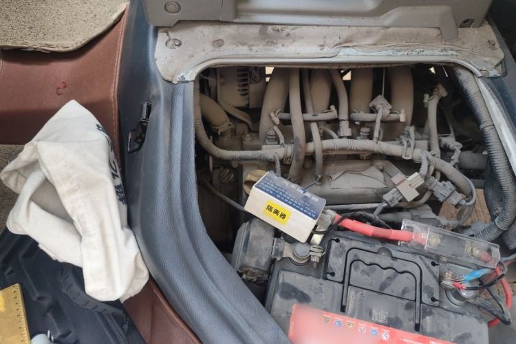Used Karry Youyou 2010 1.0L Base Version Engine Bay Right