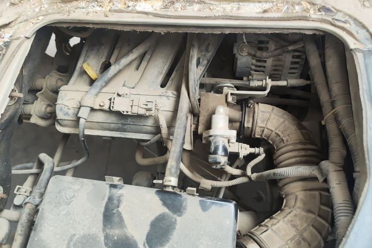 Used Karry Youyou 2012 1.2L Extended Standard Version Engine Bay