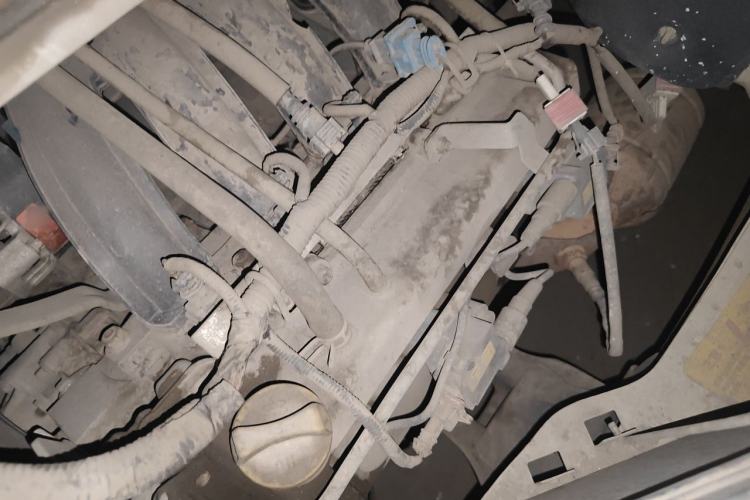 Used Karry Youyou 2012 1.2L Extended Standard Type I Engine Bay