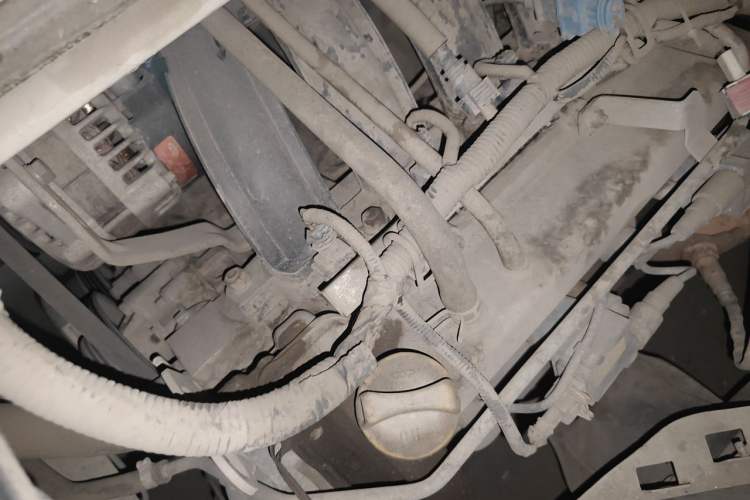 Used Karry Youyou 2012 1.2L Extended Standard Type I Engine Bay Right