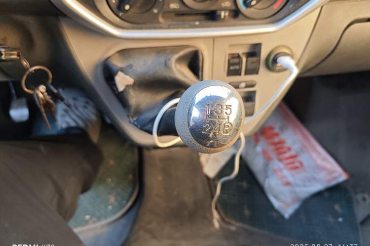 Used Karry Youyou 2012 1.2L Extended Standard Version Gear Lever