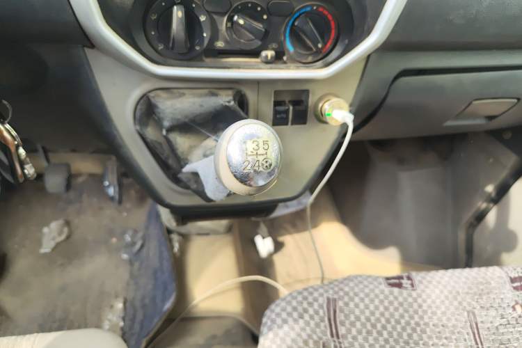 Used Karry Youyou 2012 1.2L Extended Standard Version Gear Lever