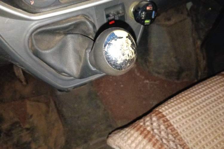 Used Karry Youyou 2012 1.2L Extended Standard Version Gear Lever