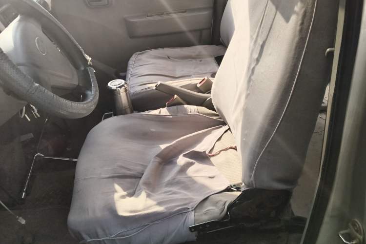 Used Karry Youyou 2012 1.2L Extended Luxury Version Left Front Seat