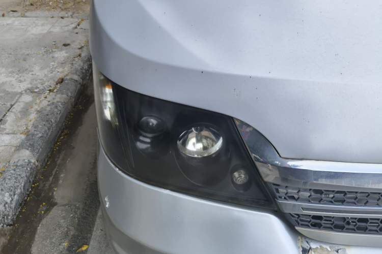Used Karry Youyou 2012 1.2L Standard Version Right Front Headlight