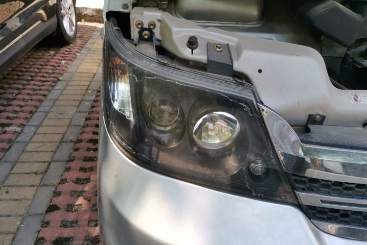 Used Karry Youyou 2012 1.2L Standard Version Right Front Headlight
