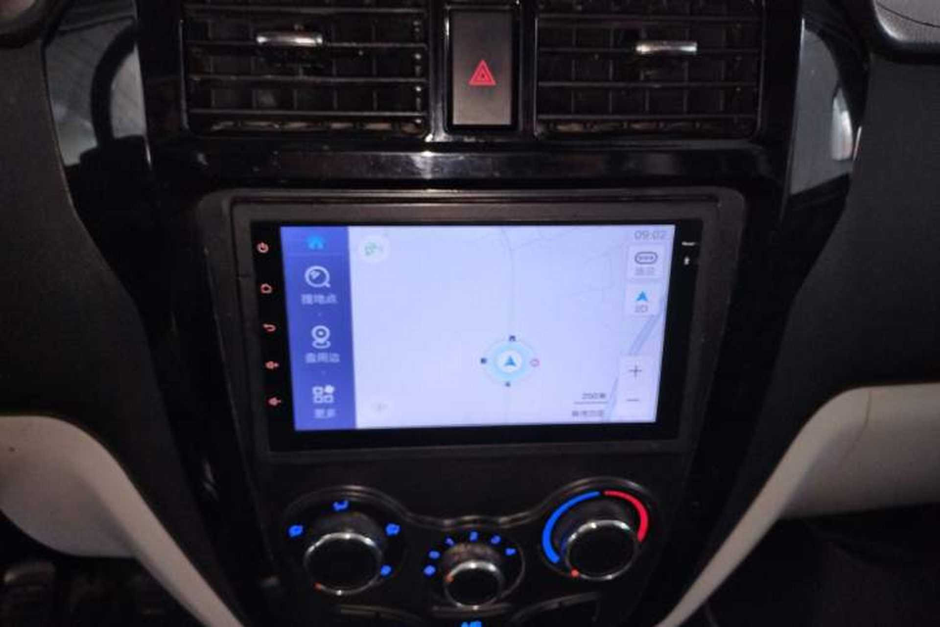 Used Karry Youyou 2018 1.2L Extended Cargo Van Standard Model 2 Seats Audio And AC Panel