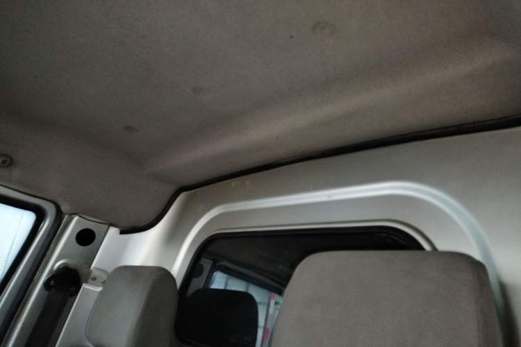 Used Karry Youyou 2018 1.2L Extended Cargo Van Standard Model 2 Seats Headliner