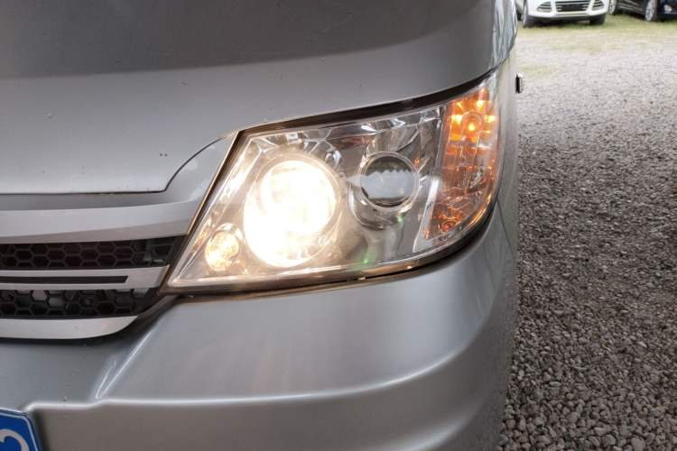 Used Karry Youyou 2018 1.2L Extended Cargo Van Standard Model 2 Seats Left Front Headlight