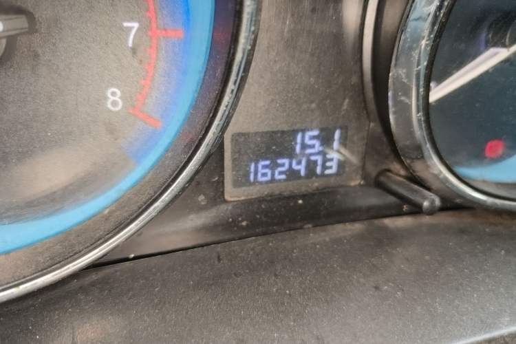 Used Karry Youyou 2018 1.2L Extended Cargo Van Standard Model 5 Seats Odometer Close Up