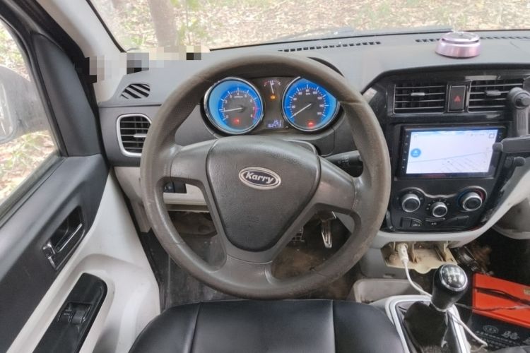 Used Karry Youyou 2018 1.2L Extended Cargo Van Standard Model 5 Seats Steering Wheel