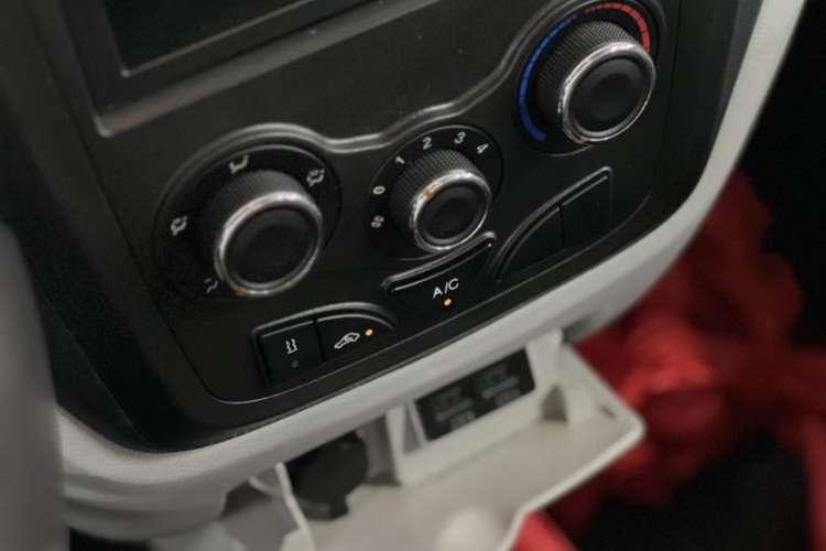 Used Karry Youyou EV 2023 Express Version CALB Interior 2